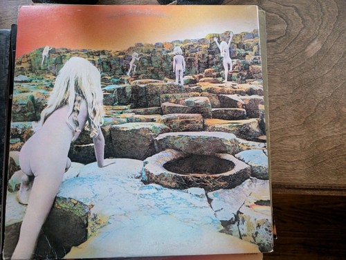Led zeppelin houses of - zeppelin,