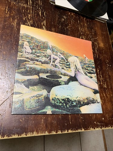 Led zeppelin houses the - of,